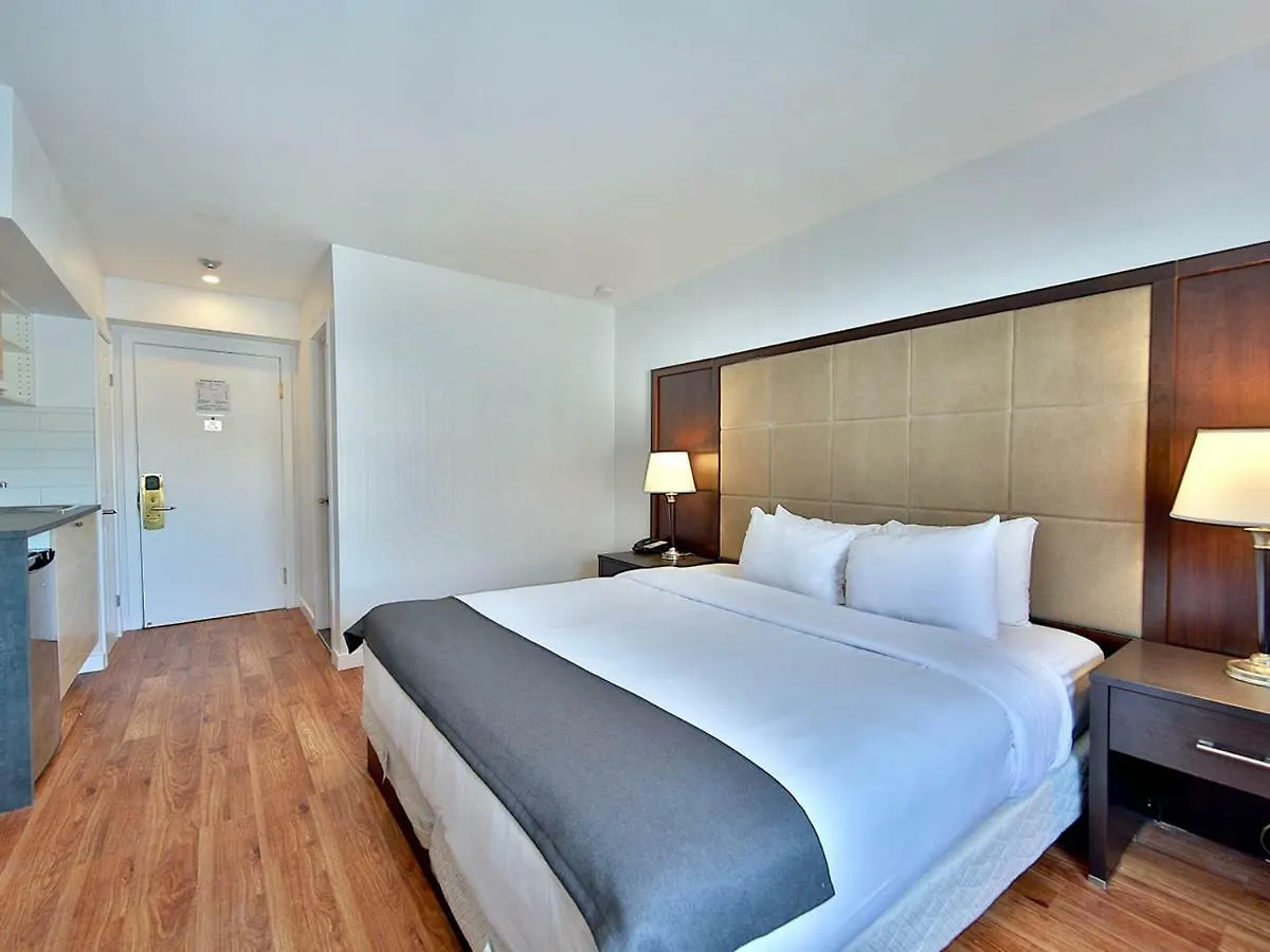 Hotel Newstar Montreal Canada