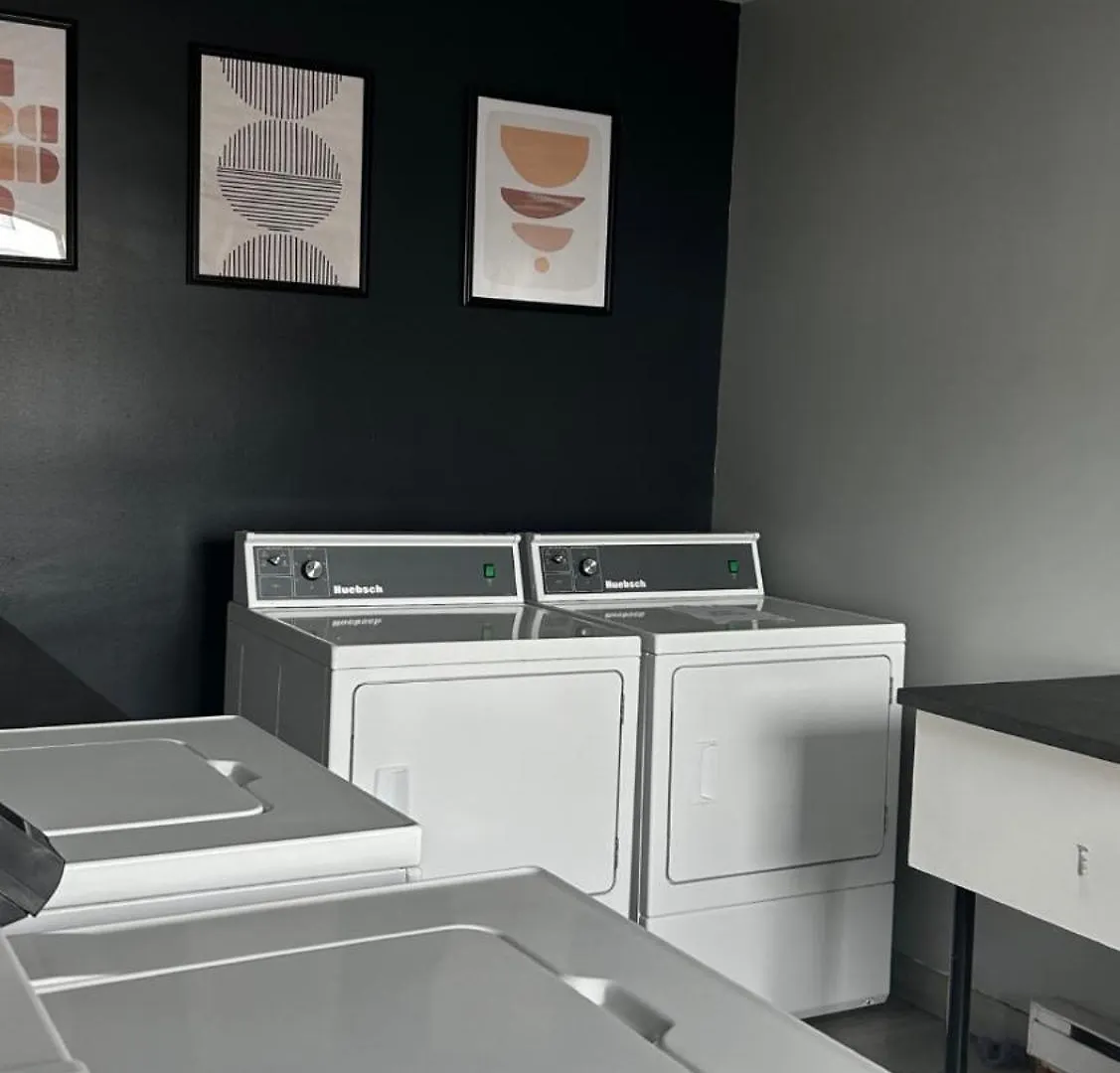 Hotel Newstar Montreal 3*,  Canada