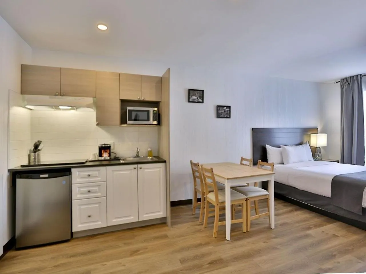 Hotel Newstar Montreal 3*,  Canada